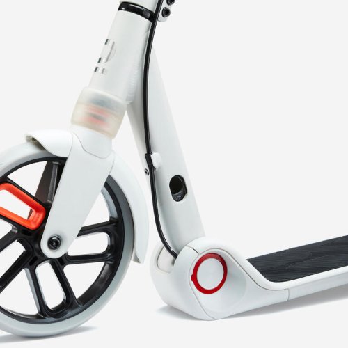Kids' Scooter M900 - Lunar Grey & Touch of Red